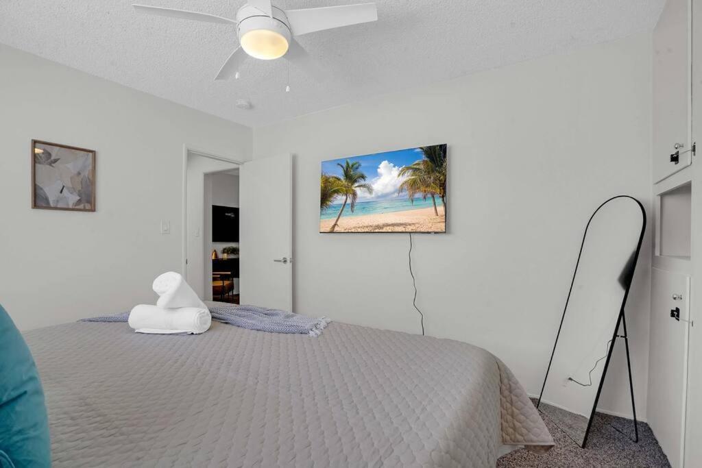 6Th Haven, Arcade, King Bed, Games, 1 Mile To Beaches Лонг Бич Экстерьер фото